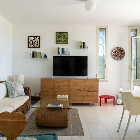 Дом отдыха Valentina Panoramic Seaside House